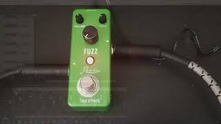 Pedal de Fuzz Rowin review con bajo eléctrico