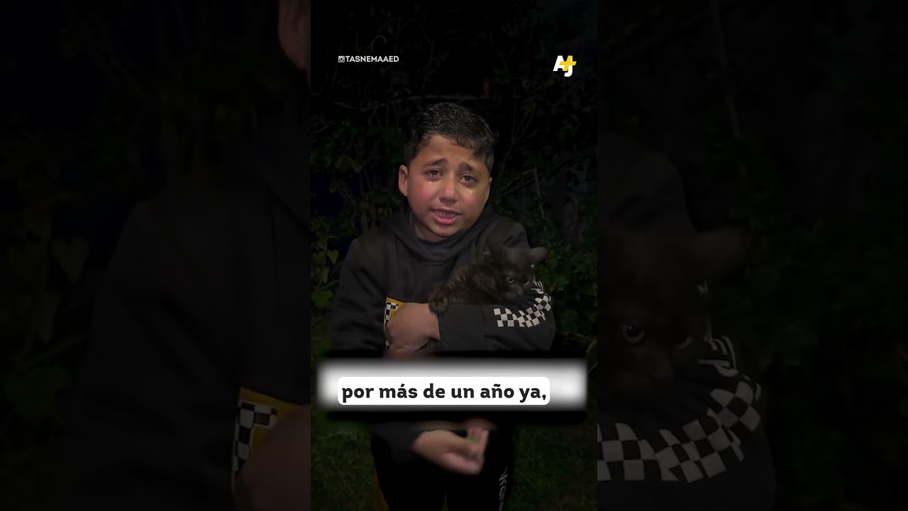 طفل فلسطيني يتأثر عاطفياً لعودته إلى الوطن #shorts