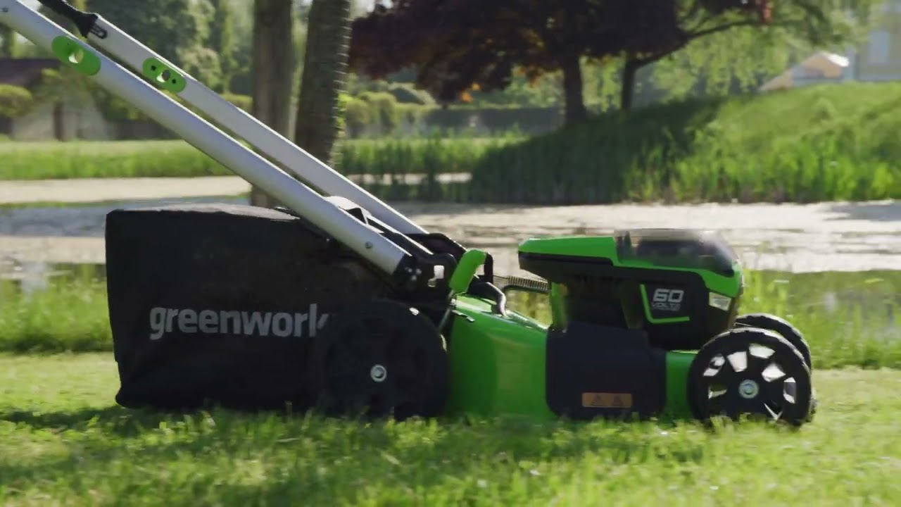 Greenworks 60V 51cm Cordless Self Propelled Lawnmower