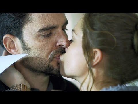 Who Killed Sara? | Kissing Scenes - Alex and Elisa (Manolo Cardona and Carolina Miranda)