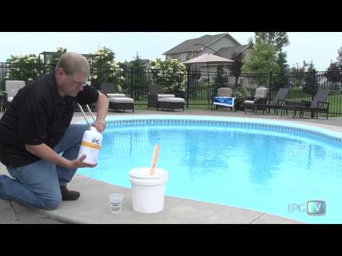 Comment augmenter le pH de votre piscine