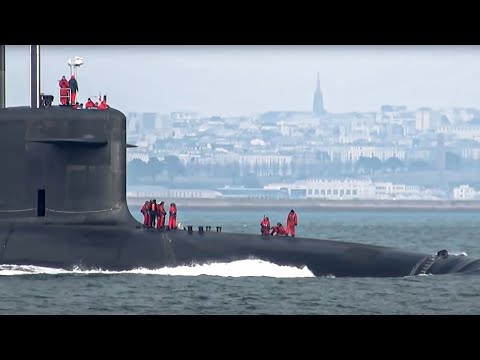 Vidéo: Sous-marins soviétiques du projet 667