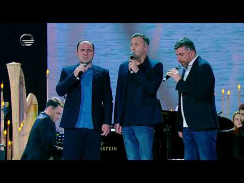 შვიდკაცა სიმღერით \"ტურფავ, ტურფავ\"