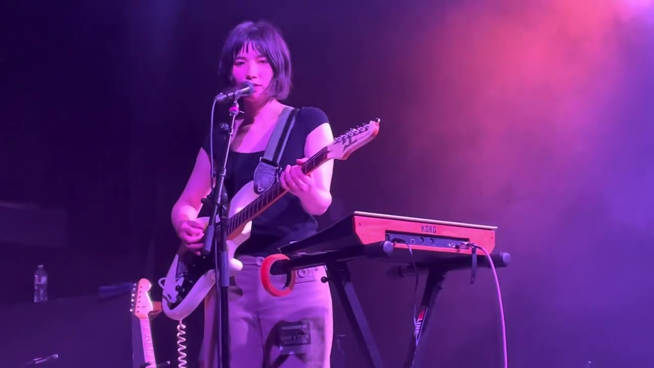 Horsegirl live - Information Content