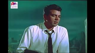 Aakhri Geet Mohabbat Ka Suna Loon Toh Chaloon