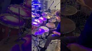 Adding a drum part to the soulful track 'Free Falling' by John Mayer - Ludwig Classic Maple drums
