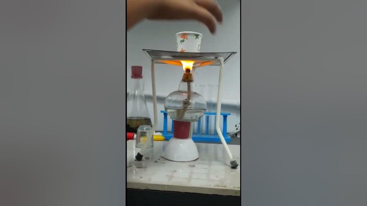 Testing the ignition temperature for combustible substance shorts