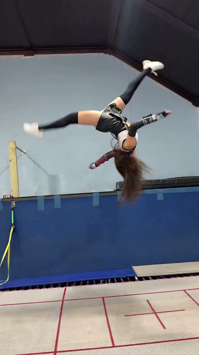 Big kicks for tifa Lockhart!