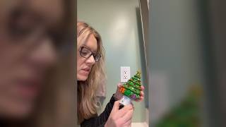 A quick way to add holiday cheer to any room!