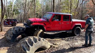 Willys Gladiator VS Lifted JT on 35s. 2 Jeep trucks off road. Who gets stuck first? Stock VS Modded.