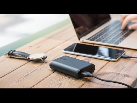 Trên tay Pin dự phòng Anker PowerCore+ 10.000mAh