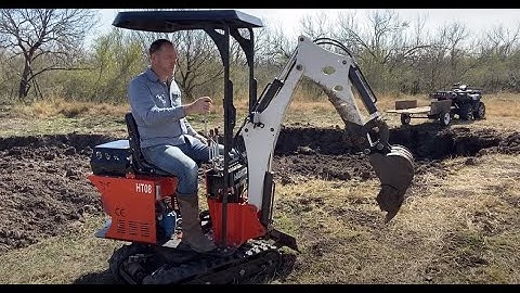HOW TO OPERATE A MINI EXCAVATOR - USING THE CONTROLS AND DEMONSTRATION (EP 19)