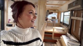 WE BOUGHT A BUS UK - #8 bathroom progress & friends visit!