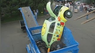 SSIs Shred of the Week: Happy Shredding!
This week we look at some of the highlights of shredding destruction that SSI has provided over the years!
Watch more shred videos at http://www.watchitshred.com SSIs Shred of the Week: Happy Shredding!