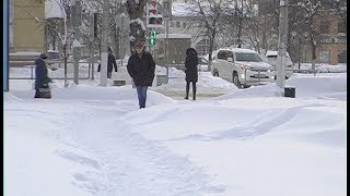 Уборка снега в микрорайонах города