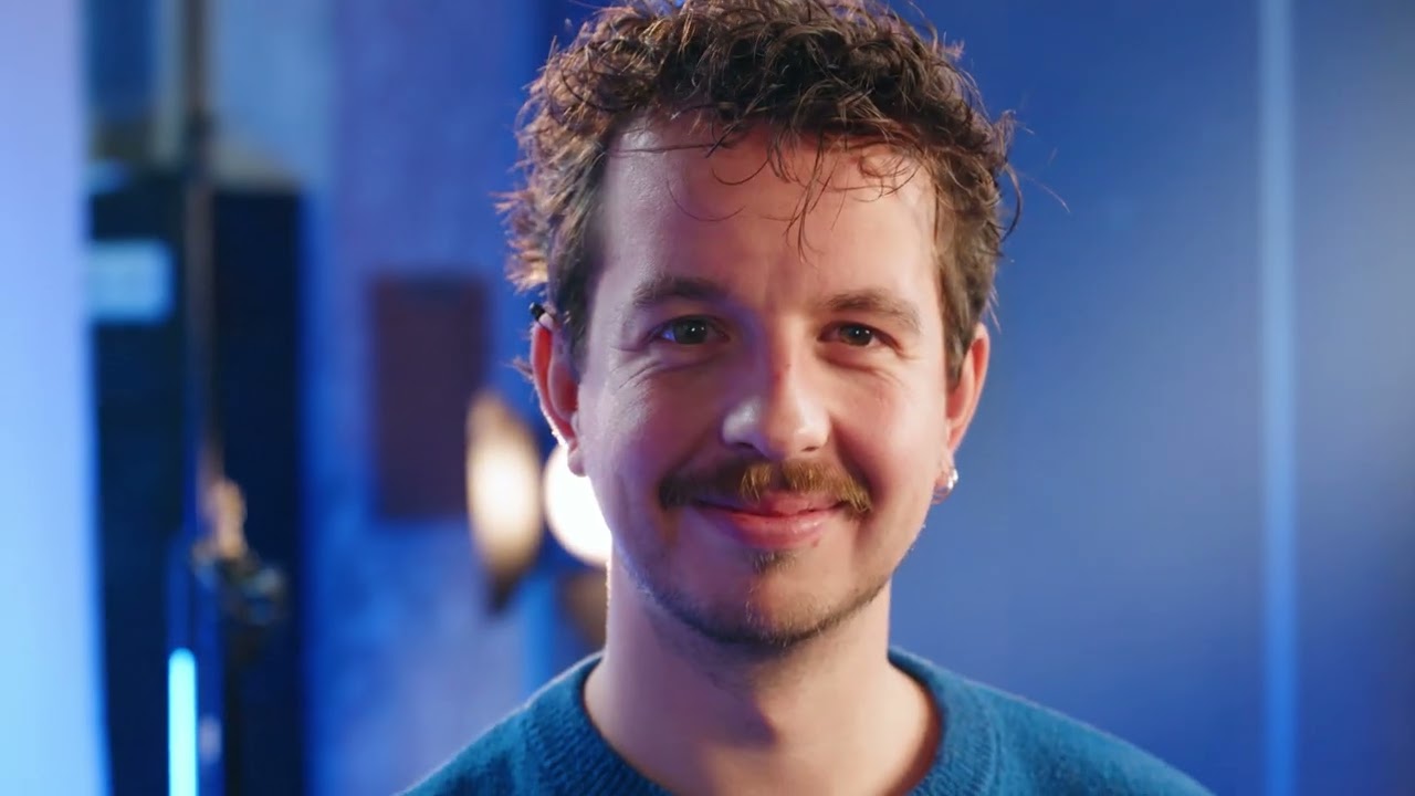 "Als filosoof leer je buiten de gebaande paden en kaders denken" | Aris