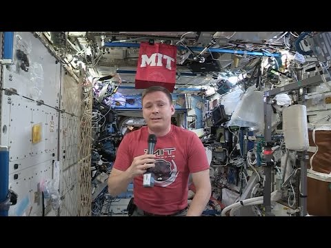 NASA Astronaut Discusses Life in Space with his Alma Mater