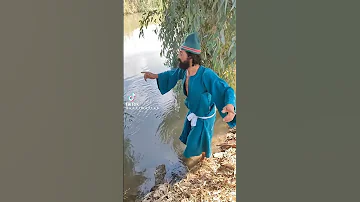لا ساحل ولا مارينا ترعتنا اولا بينا 
