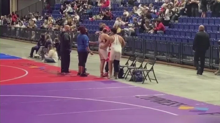 Katy wrestler goes viral for moment of sportsmanship