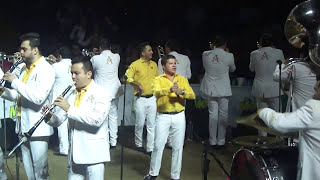 La Arrolladora Banda El Limón - Cuatro Meses (En Vivo) Colima 2013