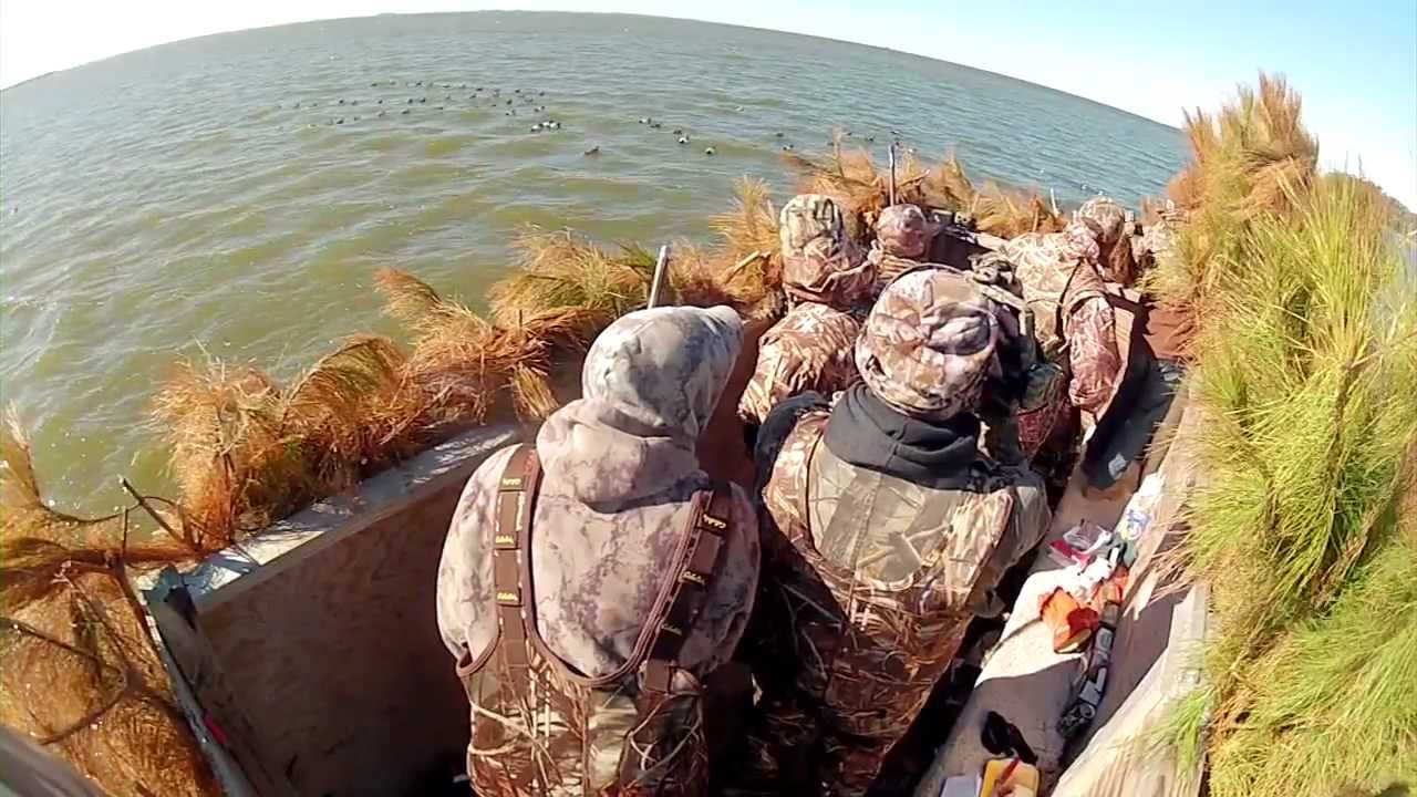 Outer Banks Duck Hunt | Parkers Waterfowl - YouTube