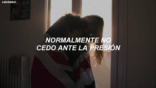 Download James Bay Ft Julia Michaels - Peer Pressure Español Video MP3 James Bay Ft Julia Michaels - Peer Pressure Español