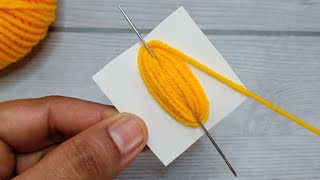 Amazing 2 Beautiful Woolen Yarn Flower making ideas with Paper | Easy Sewing Hack