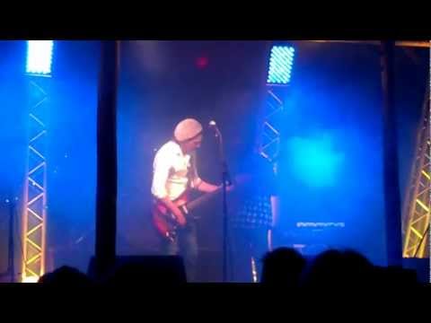 Dan Patlansky - Live at the FORR in Mozambique (2010) - Guitar legend covering Jimi Hendrix