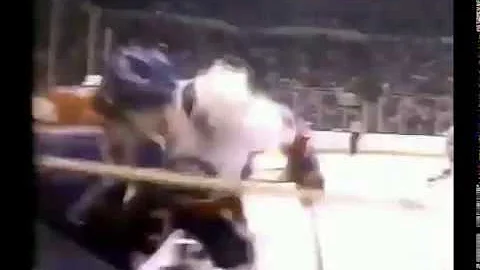 Paul Coffey vs Brent Sutter 5/17/83