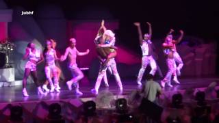 Lady Gaga - G.U.Y + Donatella  (Omnisport  Bercy)(The Artpop Ball) France  24.11.2014 Resimi