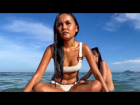 THAI GIRLS GET WET IN HUA HIN THAILAND