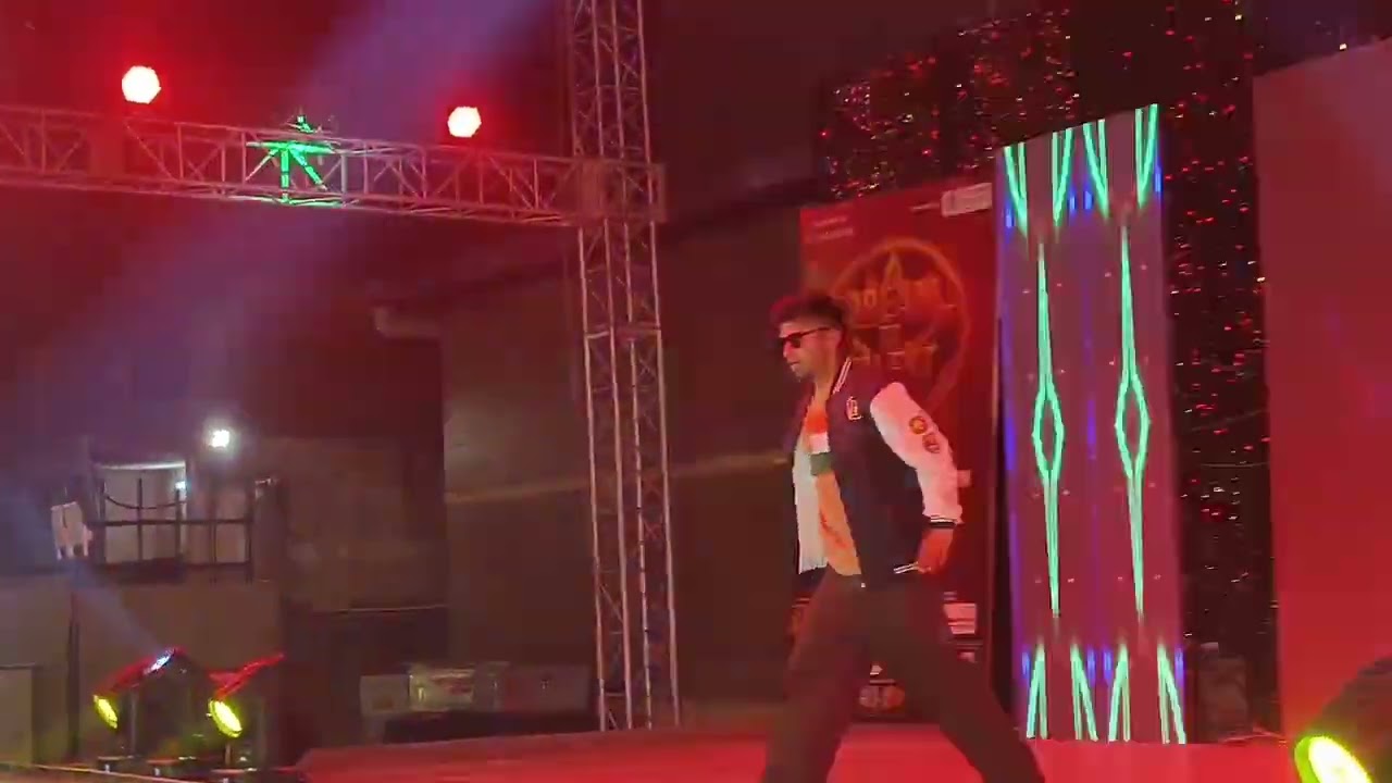 Stage dance performance by popping dime ( sahil sir ) on the spot dance video 💥