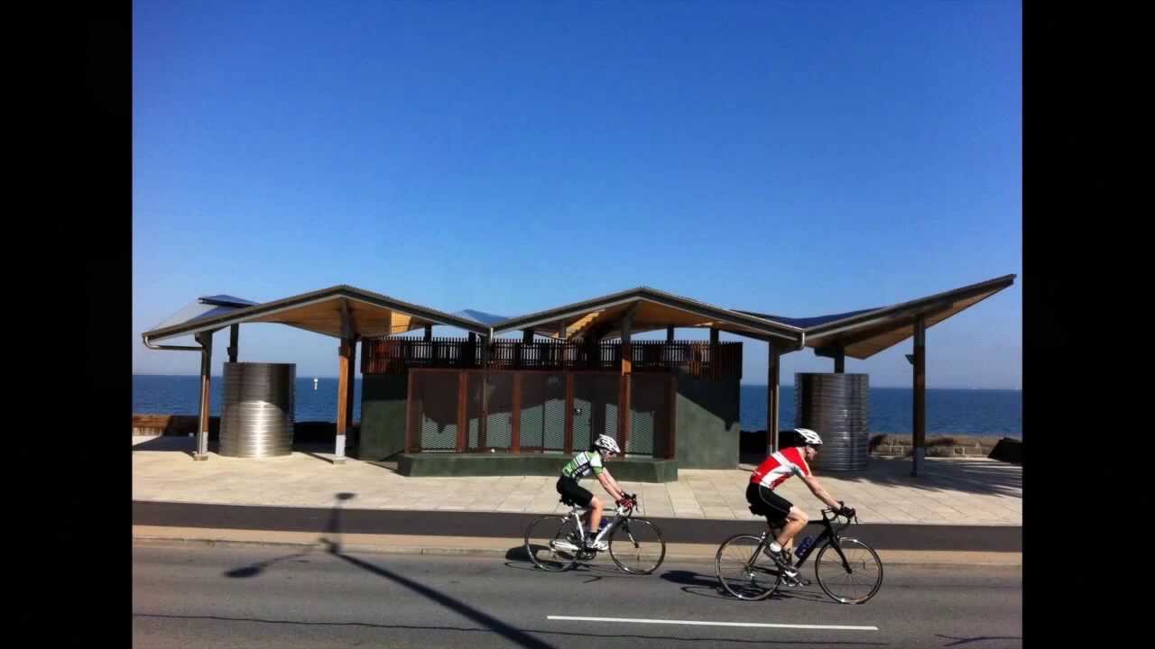 Middle Park Beach Amenities Building - Gregory Burgess Architects