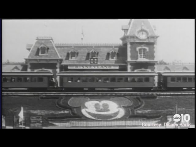 What Disneyland Looked Like On Opening Day In 1955 Youtube What Disneyland Looked Like On Opening Day In 1955 Youtube