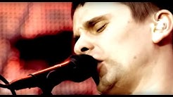 Muse - Hysteria [Live From Wembley Stadium]  - Durasi: 4:05. 