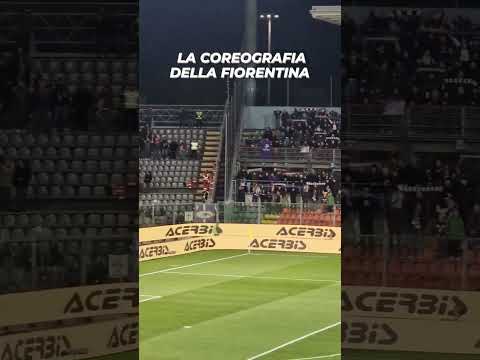 Cremonese - Fiorentina , coreografia tifosi viola in trasferta 💜