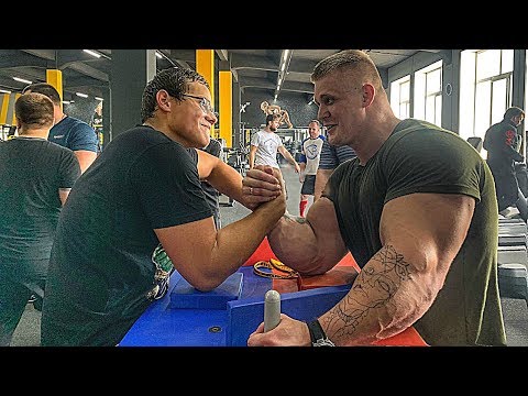 Schoolboy VS Mutant / ARM WRESTLING TRAINING 2019