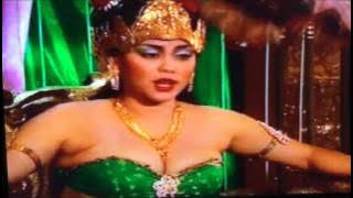 Julia Rossie Dalam Sinetron Susuk Kantil Nyi Roro Kidul Sebagai Ratu Roro Kidul (2003)