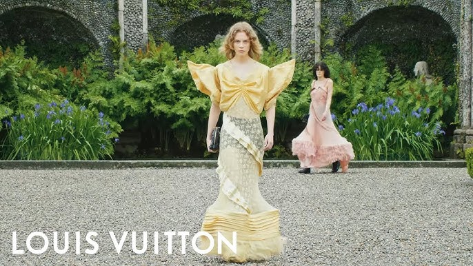 Discover Louis Vuitton's SS24 campaign starring Rihanna - HIGHXTAR.