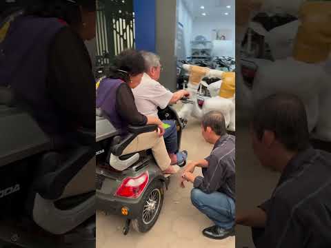 2 ông bà