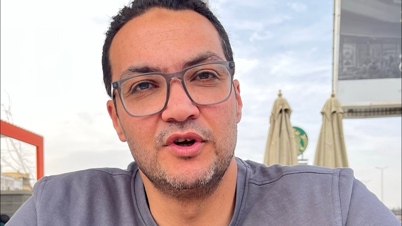 هوم ورك جون إدوارد..الكورة ف ملعب الزمالك..ممدوح عباس بص ع اللوحه ونفسه مفتوحه