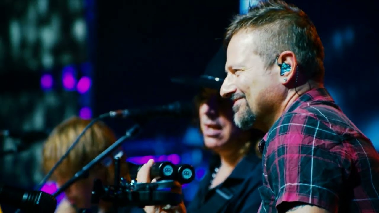 Foreigner "Fool For You Anyway"