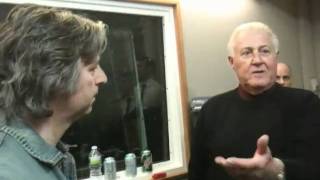 Download Lagu Nick answers the \ MP3