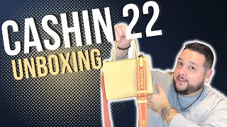 COACH CASHIN CARRY 22 UNBOXING | NEW SPRING COLORS VANILLA AND PETUNIA screenshot 5