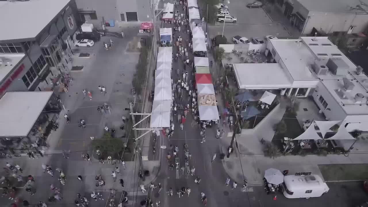 Фестиваль на улице Фререт