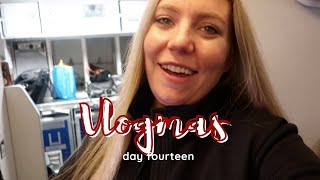VLOGMAS DAY 14!! what REALLY goes on in between flights
