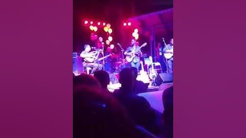 Jiggy Jack playing with Strings 20 year anniversary