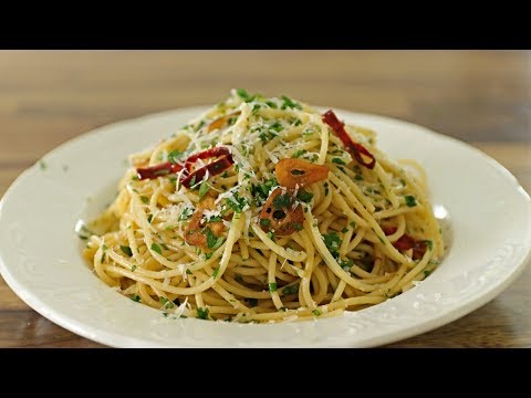וִידֵאוֹ: רוטב הספגטי הקל ביותר