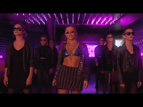 Carla Frigo - Entro En El Party (Official Video)