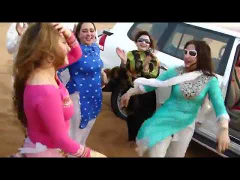 Nadia Gul Masta Beautiful Dance In Dubai with her friends